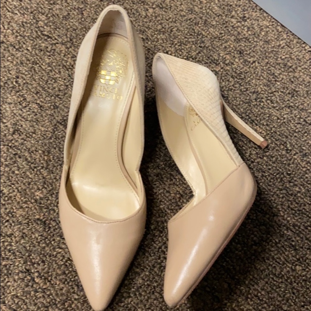Vince Camuto Pumps